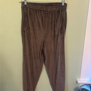 SKIMS Velour Joggers Size L